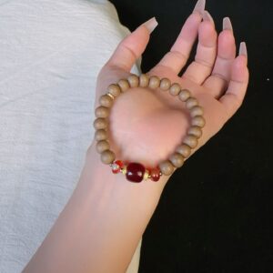 Home winter plum classic bracelet
