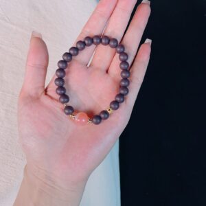 Home warm pear & frankincense bracelet
